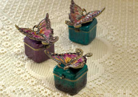 ParisAptButterflyBoxes.bmp